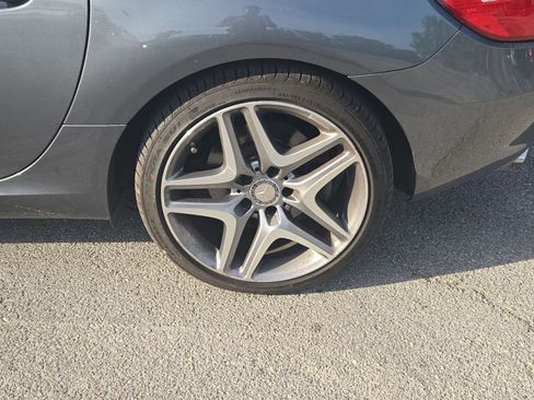 Used 2016 Mercedes-Benz SLK 300 image 6