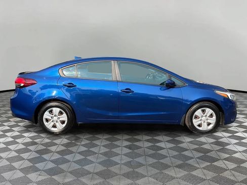 Used 2018 Kia Forte LX w/ LX Popular Package FWD image 4
