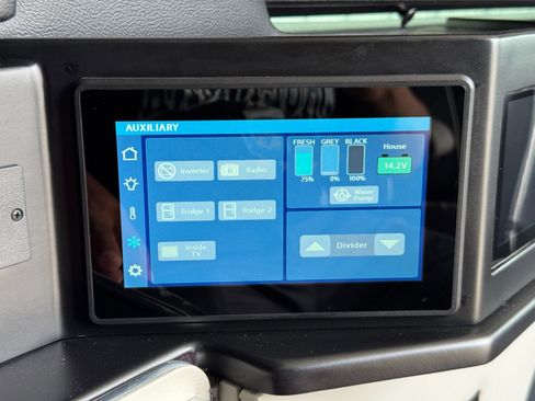 Used 2023 Mercedes-Benz Sprinter 3500 image 57