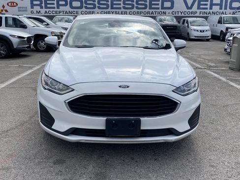Used 2020 Ford Fusion S image 3