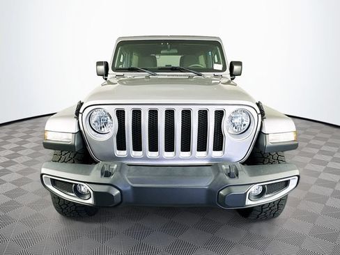 Used 2019 Jeep Wrangler Unlimited Sahara w/ Cold Weather Group AWD/4WD image 5