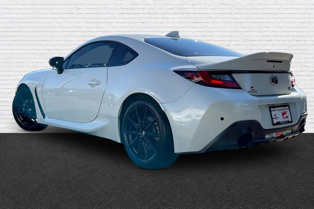Used 2022 Toyota GR86 Premium w/ ALL Weather Mat Package (TMS) RWD image 3