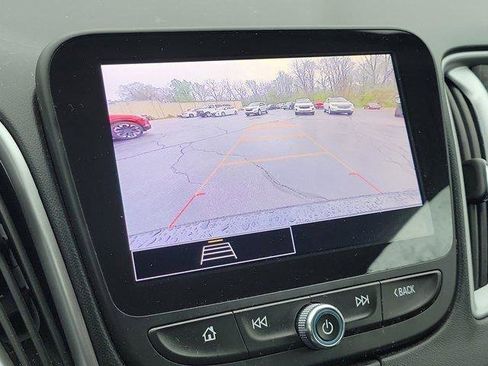 Used 2023 Chevrolet Malibu LT FWD image 27