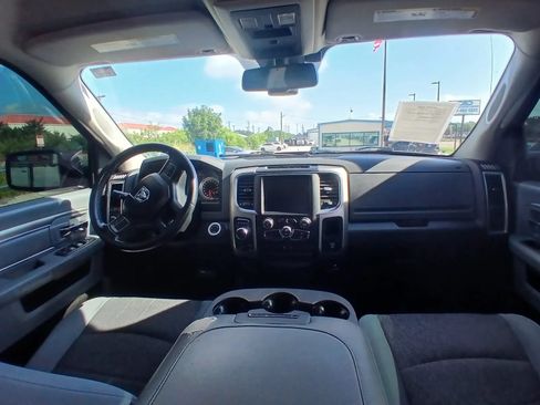 Used 2019 RAM 1500 Classic SLT w/ Luxury Group AWD/4WD image 23