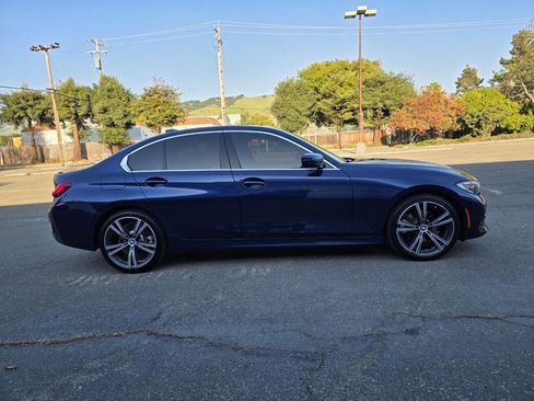Used 2020 BMW 330i 330i 4dr Sedan image 3