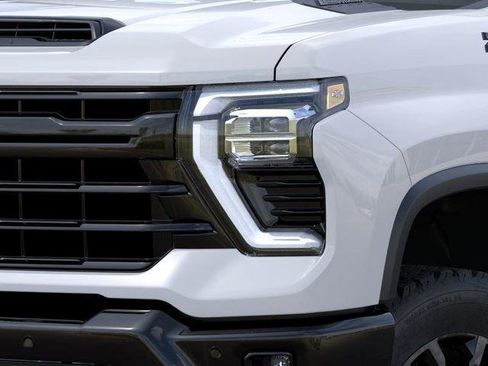 Used 2026 Chevrolet Silverado 2500 LT w/ Trail Boss Package AWD/4WD image 10