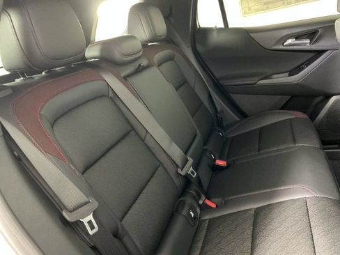 New 2026 Chevrolet Equinox RS w/ Convenience Package III AWD/4WD image 12