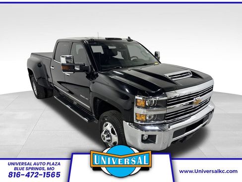 Used 2019 Chevrolet Silverado 3500 LTZ w/ Duramax Plus Package AWD/4WD image 1