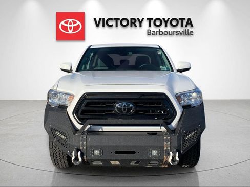 Used 2023 Toyota Tacoma SR AWD/4WD image 8