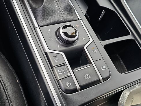 Used 2024 Kia Sorento X-Line EX image 27