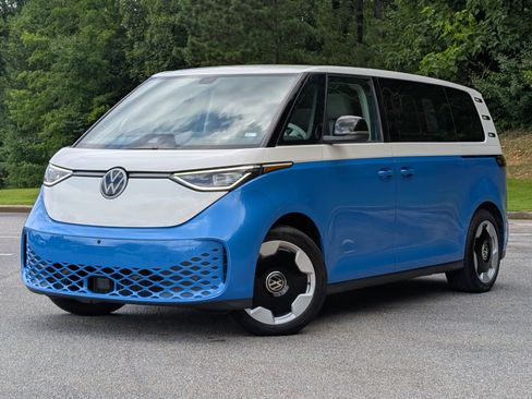 Used 2025 Volkswagen ID. Buzz Pro S Plus RWD image 4