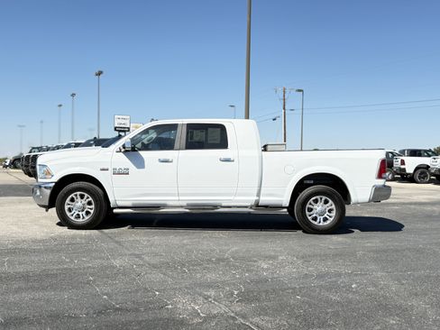 Used 2018 RAM 2500 Laramie image 8