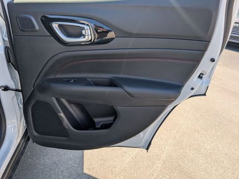 New 2026 Jeep Compass Trailhawk image 30