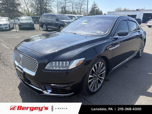 Used 2019 Lincoln Continental Reserve image 1