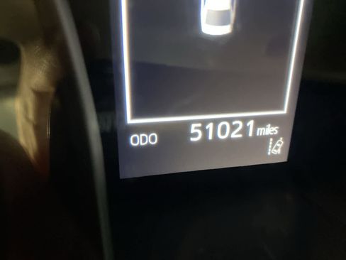 Used 2024 Toyota Camry SE image 28