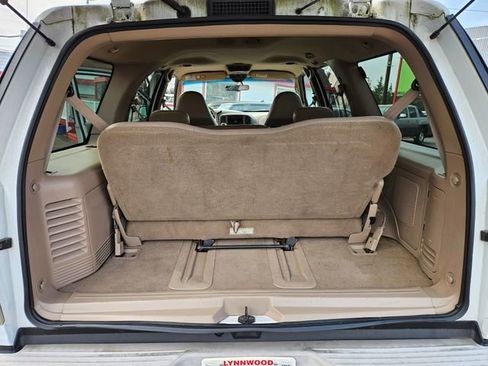 Used 1999 Ford Expedition XLT image 10