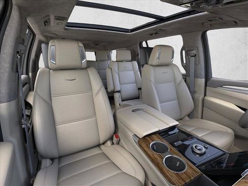 New 2026 Cadillac Escalade ESV Platinum Sport w/ LPO, ONYX Package AWD/4WD image 16