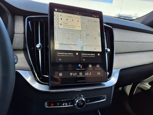 New 2026 Volvo XC90 B6 Plus w/ Protection Package Premier image 14