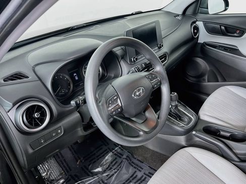 Certified 2022 Hyundai Kona SEL AWD/4WD image 8