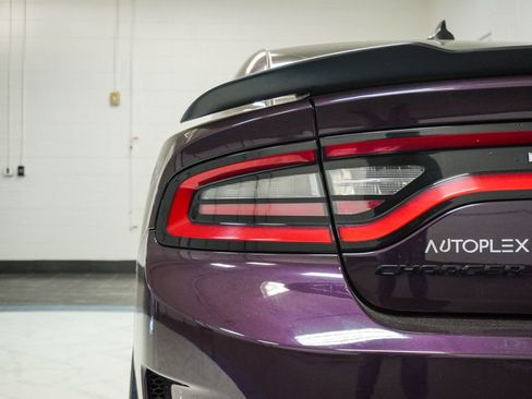 Used 2022 Dodge Charger Scat Pack w/ Daytona Edition Group RWD image 39