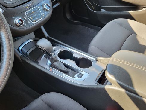 Used 2023 Chevrolet Malibu LT image 29