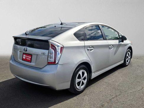 Used 2012 Toyota Prius Three FWD image 3