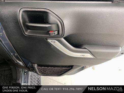 Used 2017 Jeep Wrangler Unlimited Sahara w/ Quick Order Package 24E Chief image 33