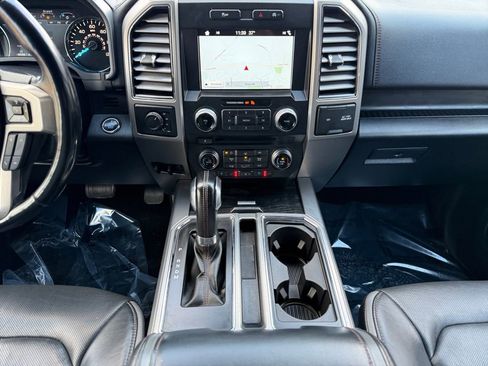 Used 2018 Ford F150 Platinum image 11