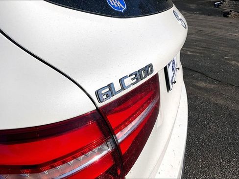 Used 2019 Mercedes-Benz GLC 300 w/ AMG Line image 7