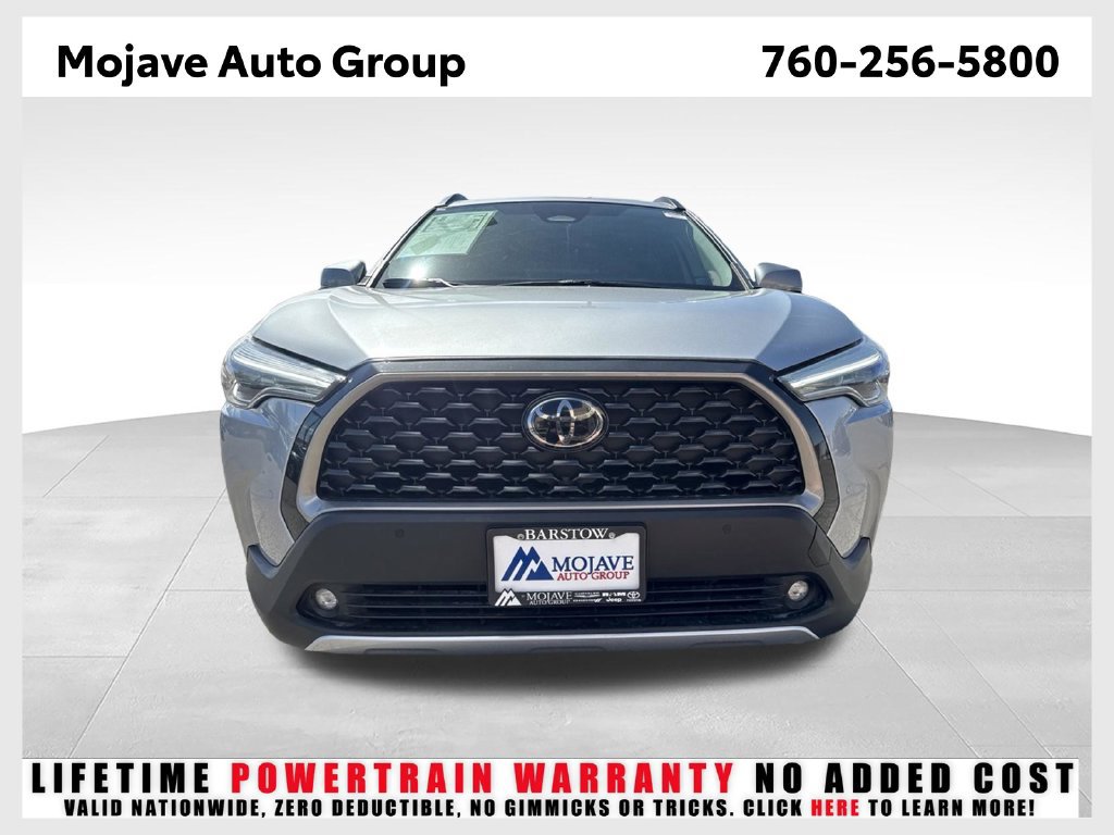 Used 2023 Toyota Corolla Cross XLE w/ Convenience Package FWD image 1