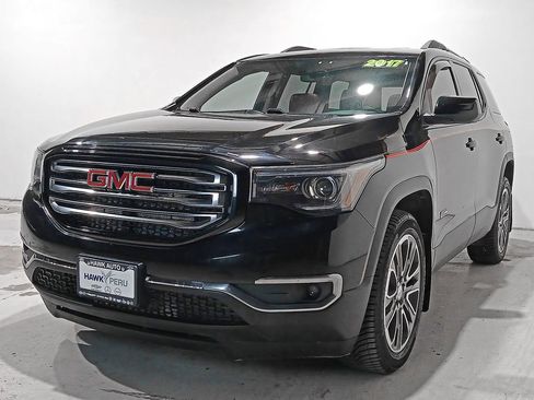 Certified 2017 GMC Acadia SLT image 3
