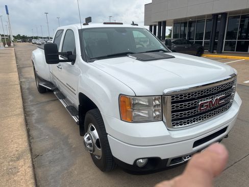 Used 2012 GMC Sierra 3500 Denali AWD/4WD image 7