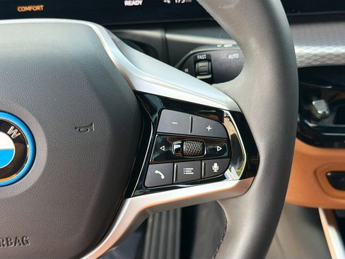 Used 2025 BMW i4 eDrive40 w/ Parking Assistance Package image 39