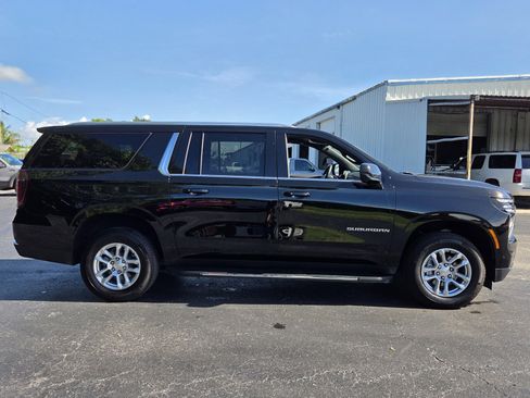 Certified 2026 Chevrolet Suburban LS RWD image 6