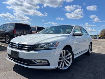 Used 2017 Volkswagen Passat 1.8T SE