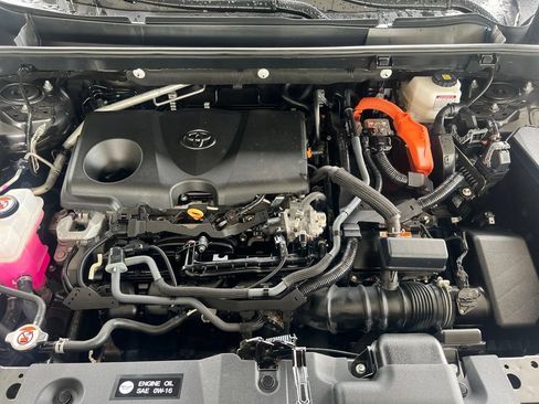 Used 2022 Toyota RAV4 XLE w/ Convenience Package AWD/4WD image 27