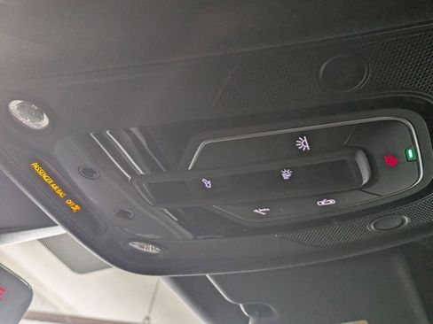 Used 2024 Audi Q8 Prestige w/ Prestige Package image 21