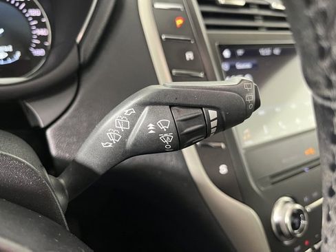 Used 2018 Lincoln MKC Reserve w/ Lincoln MKC Climate Package image 24