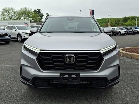 Used 2024 Honda CR-V EX image 2