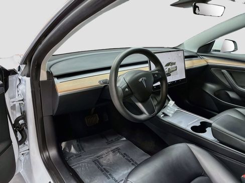 Used 2023 Tesla Model 3 Long Range AWD/4WD image 9