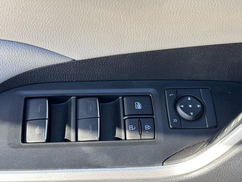 Used 2023 Toyota RAV4 XLE image 24