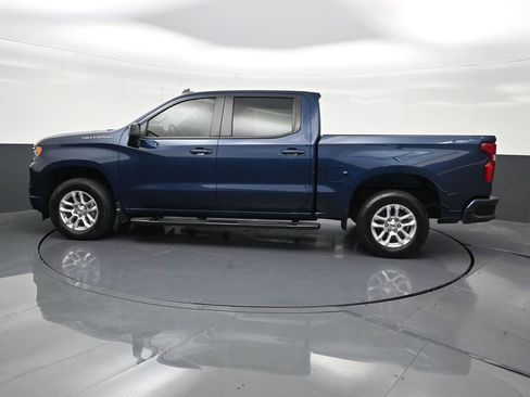 Used 2023 Chevrolet Silverado 1500 RST RWD image 2