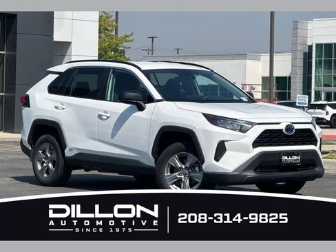 Used 2022 Toyota RAV4 LE AWD/4WD image 1