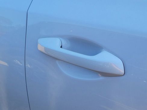 Used 2021 MAZDA CX-9 Signature image 10