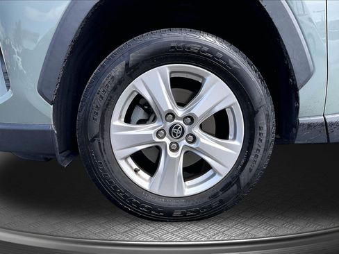 Used 2020 Toyota RAV4 XLE w/ All Weather Liner Package FWD image 9
