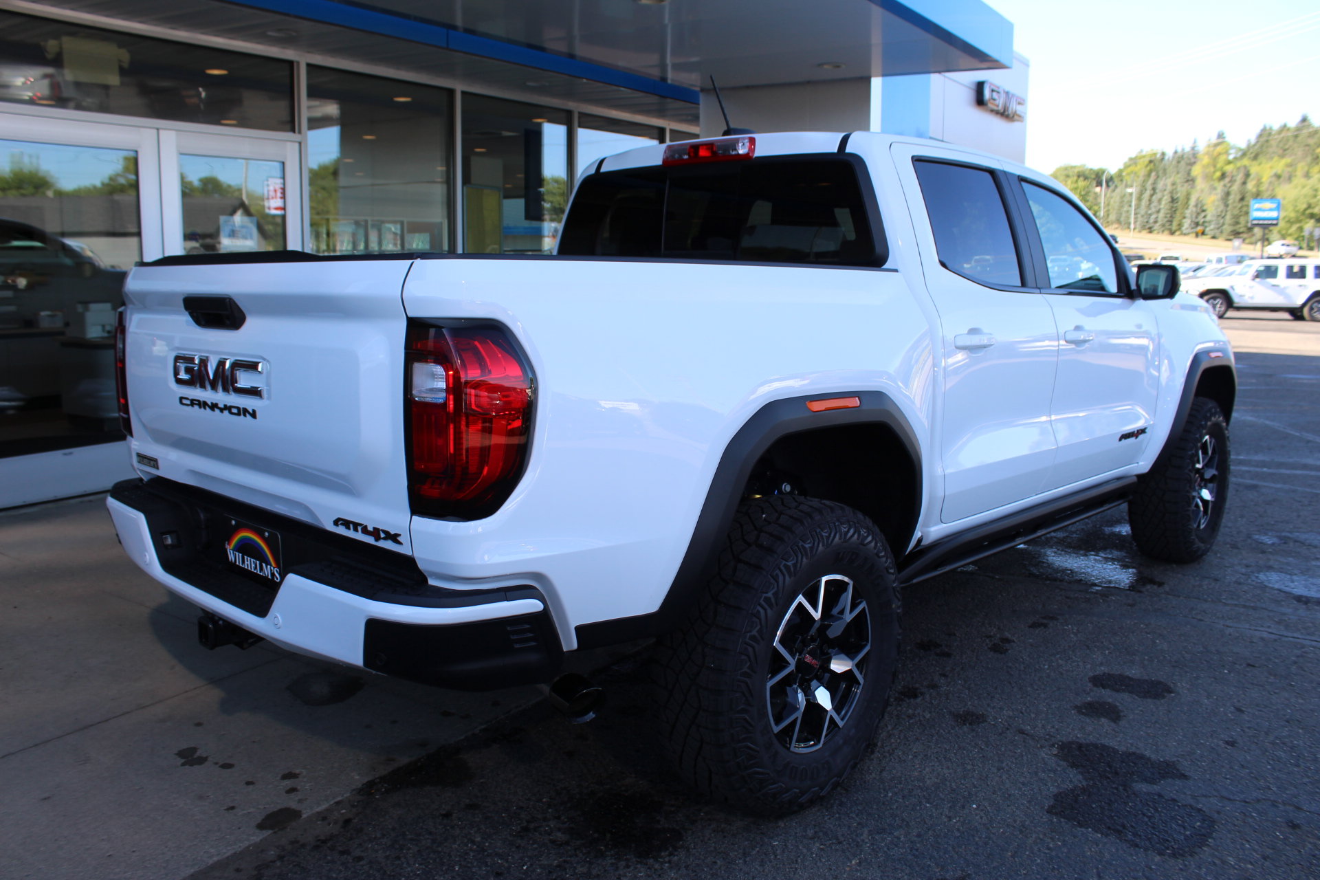 New 2026 GMC Canyon AT4X w/ LPO, Black Badging Package AWD/4WD image 3