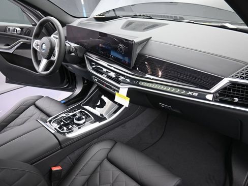 New 2026 BMW X5 xDrive50e w/ Executive Package AWD/4WD image 19