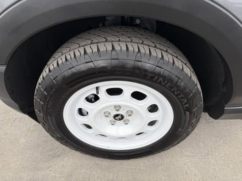 Used 2024 Ford Bronco Sport Heritage w/ Heritage Convenience Package image 48