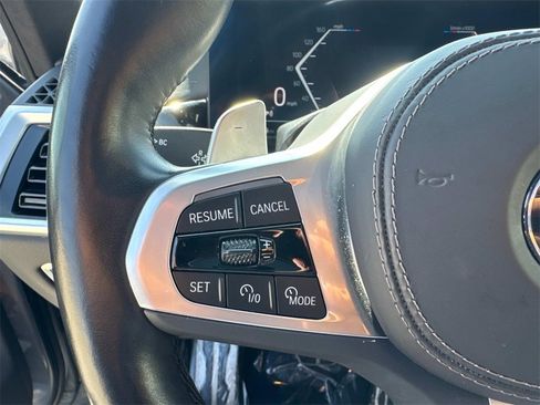 Used 2023 BMW X7 xDrive40i w/ M Sport Package image 21