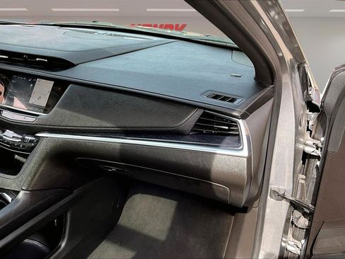 Used 2024 Cadillac XT5 Premium Luxury image 25